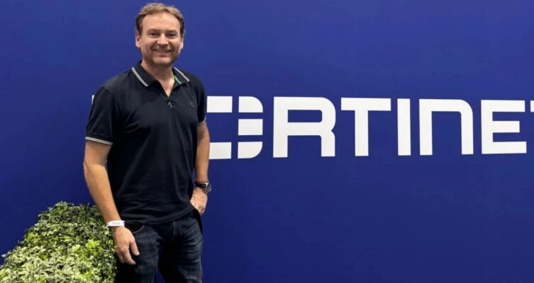 Fernando Pascual, vicepresidente de distribución y canales para Fortinet Latinoamérica-