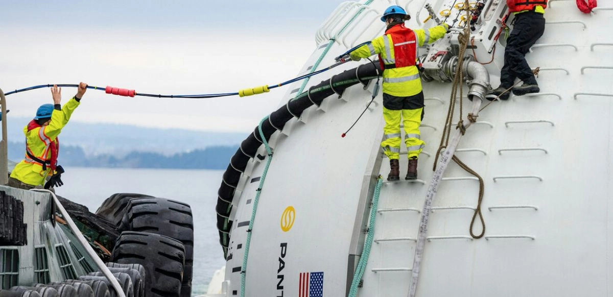 Panthalassa desarrolla nodos flotantes de 85 metros que combinan una esfera en superficie y una estructura sumergida para generar energía a partir de las olas.