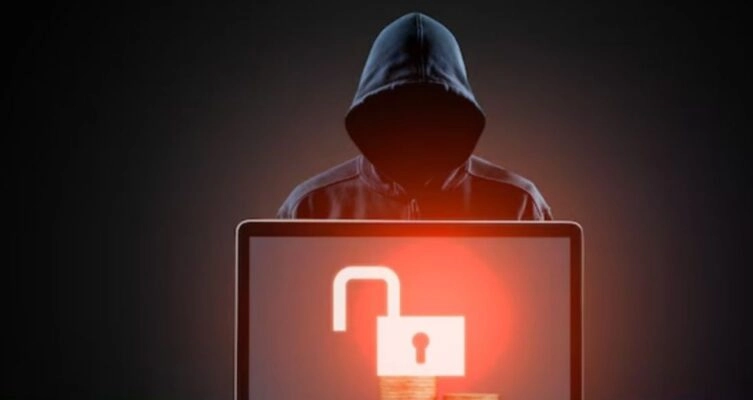 La mayoría de las campañas de malware intentan pasar desapercibidas. Esta, en cambio, se esfuerza por parecer popular.