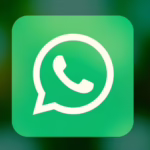 WhatsApp desarrolla Scam Alert, una función que detecta mensajes sospechosos y muestra advertencias automáticas dentro de los chats para prevenir estafas y robo de cuentas.