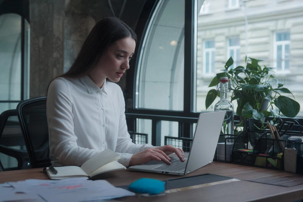La Acer Swift Air 14 ofrece diseño premium, buen rendimiento y larga batería.