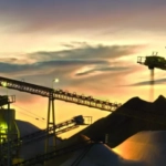 Las tecnologías de monitoreo inteligente, analítica avanzada y videovigilancia están transformando las operaciones mineras, permitiendo prevenir riesgos, optimizar procesos y fortalecer la seguridad de trabajadores e instalaciones.