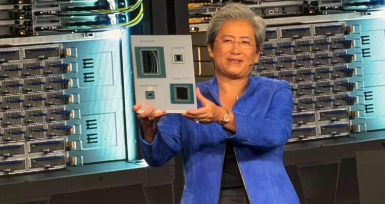 Lisa Su junto al rack AMD Helios, la nueva plataforma de IA a gran escala.
