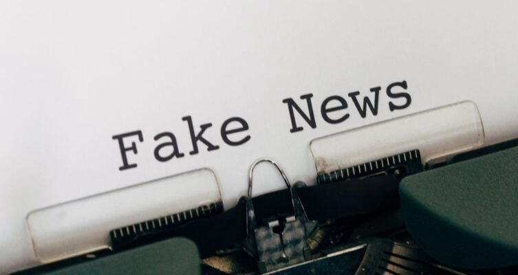 Verificar antes de compartir ayuda a frenar las fake news.