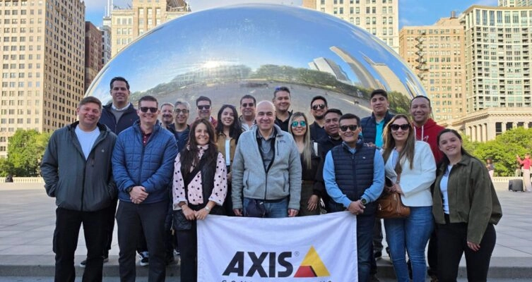 Axis Communications reunió en Chicago a sus principales partners de Latinoamérica para reconocer su crecimiento y acercarlos a nuevas tecnologías de seguridad.