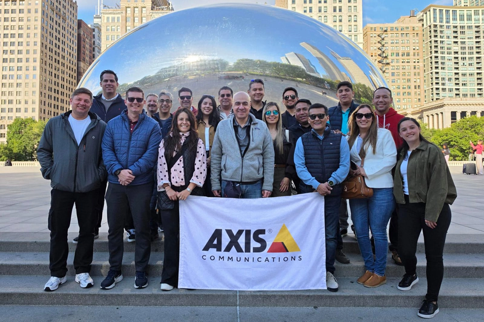 Axis Communications reunió en Chicago a sus principales partners de Latinoamérica para reconocer su crecimiento y acercarlos a nuevas tecnologías de seguridad.