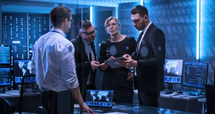 Según Sophos, muchos MSP están asumiendo el rol de CISO ante la falta de especialistas internos en ciberseguridad.