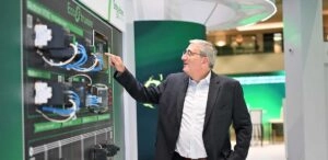 Schneider Electric impulsa la innovación energética y digital en Centroamérica.