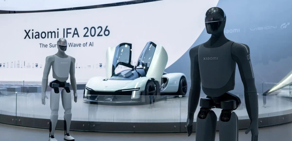 Xiaomi exhibió en IFA 2026 sus vehículos eléctricos y CyberOne, el robot humanoide que también prueba dentro de su fábrica de automóviles.