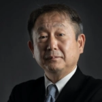 Kenichiro Hibi finaliza su etapa como Presidente.