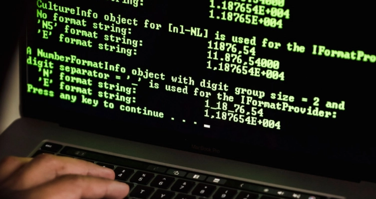La ingeniería social, las malas prácticas de los usuarios y la falta de capacitación continúan entre los principales factores que exponen a las organizaciones a incidentes de seguridad.