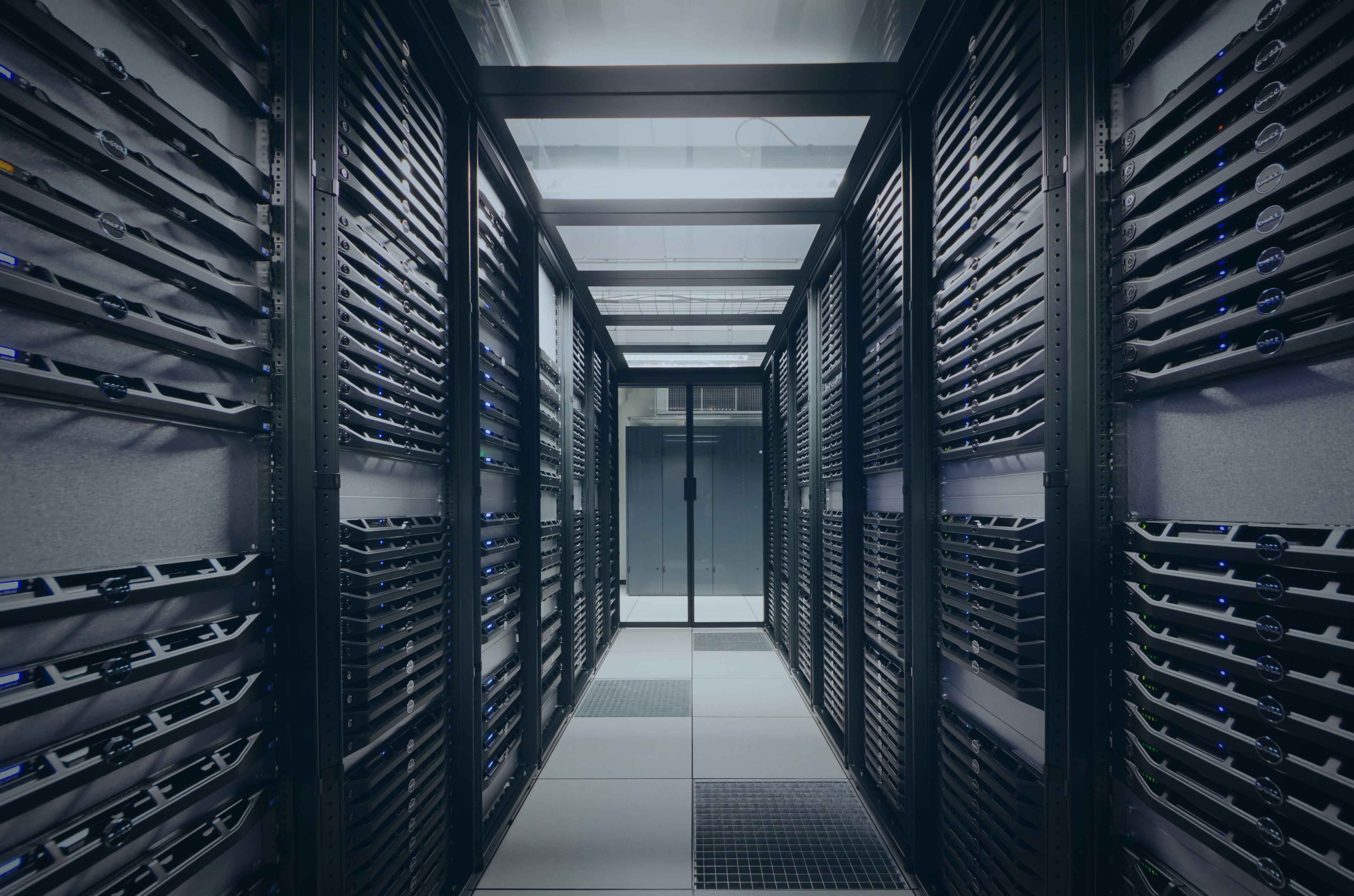Данные черного. Дата центр. Красивая серверная. Серверное оборудование IBM!. Серверная фон.