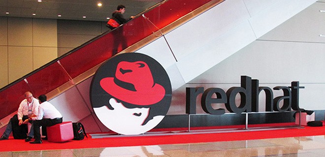 Red Hat se compromete (aún más) con la nube