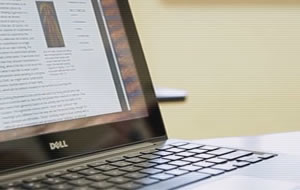 Un equipo facilita la colaboración en espacios educativos