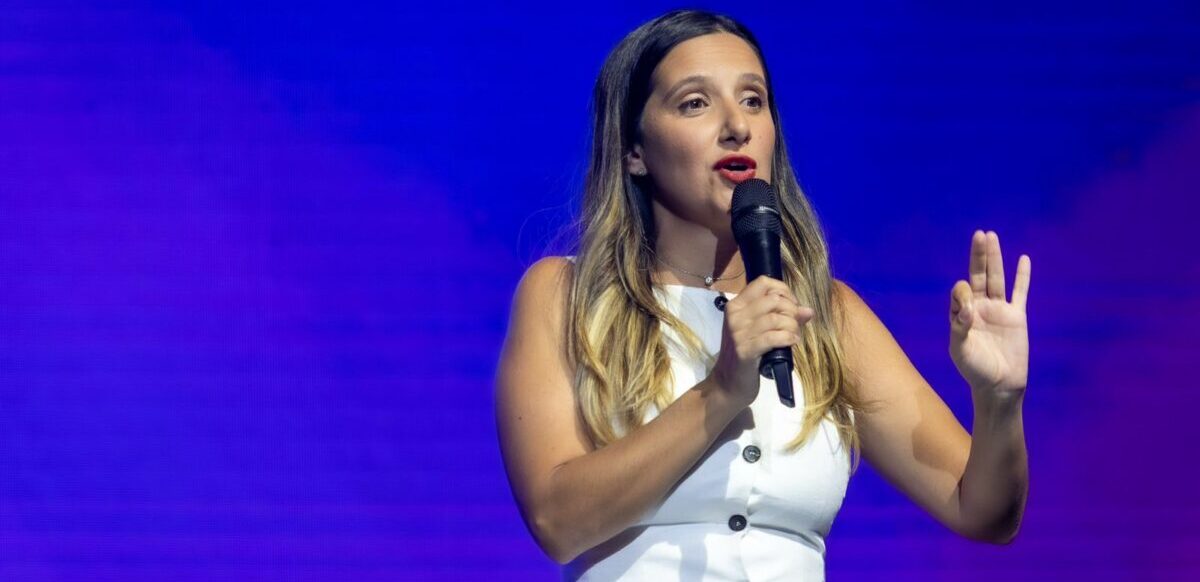 Camila Manera será speaker en XChange Latam Cono Sur 2026: cómo la IA redefine las decisiones de negocio en el canal IT