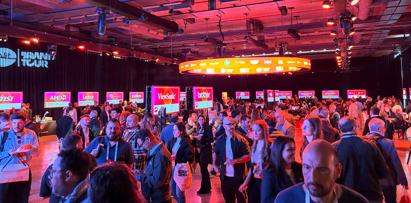 Elit Brand Tour 2026 reunió a más de 40 marcas y al canal tecnológico en un día de negocios, gaming y networking