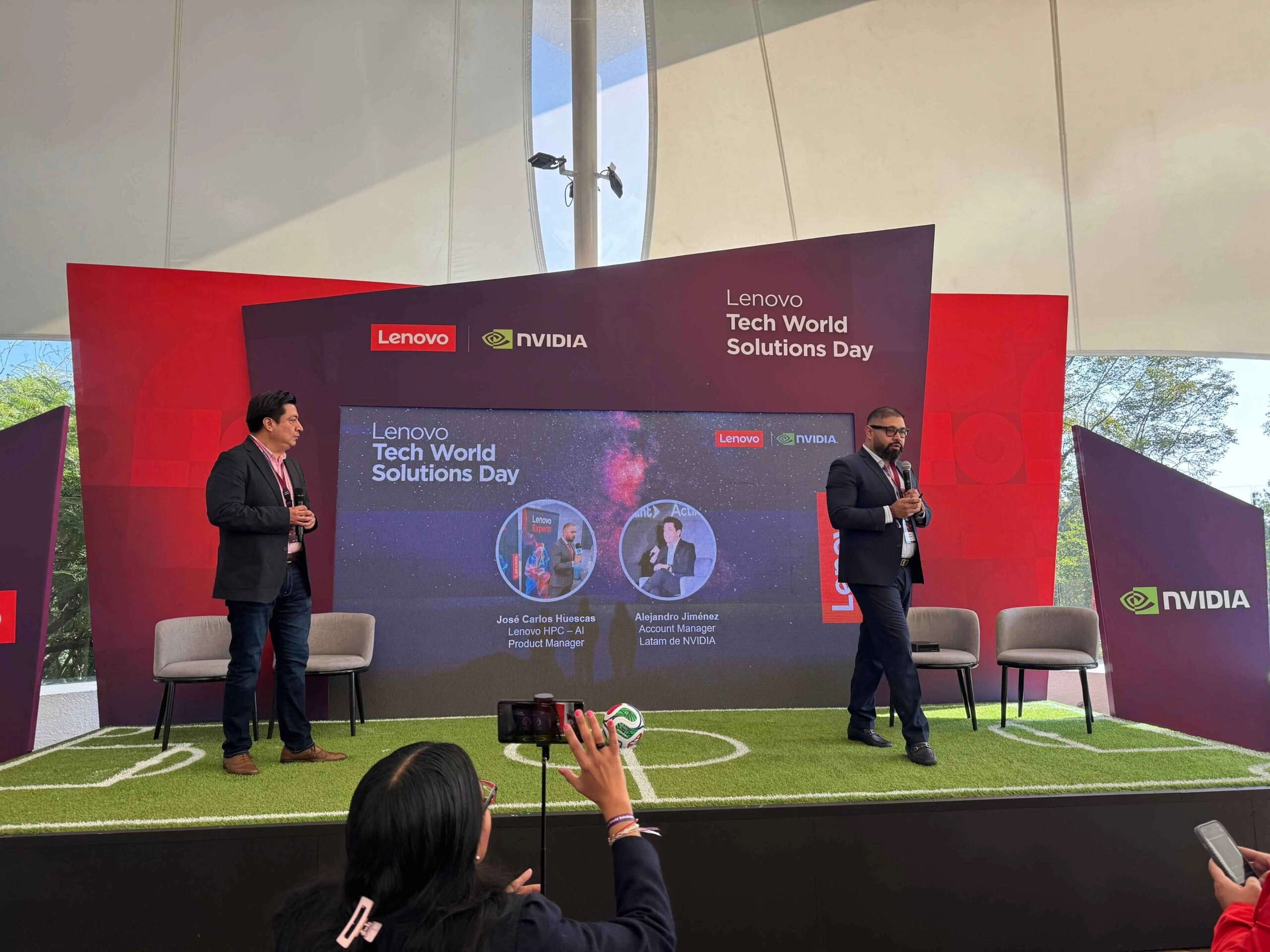 Lenovo impulsa la revolución de la IA en México con nuevos equipos y soluciones empresariales