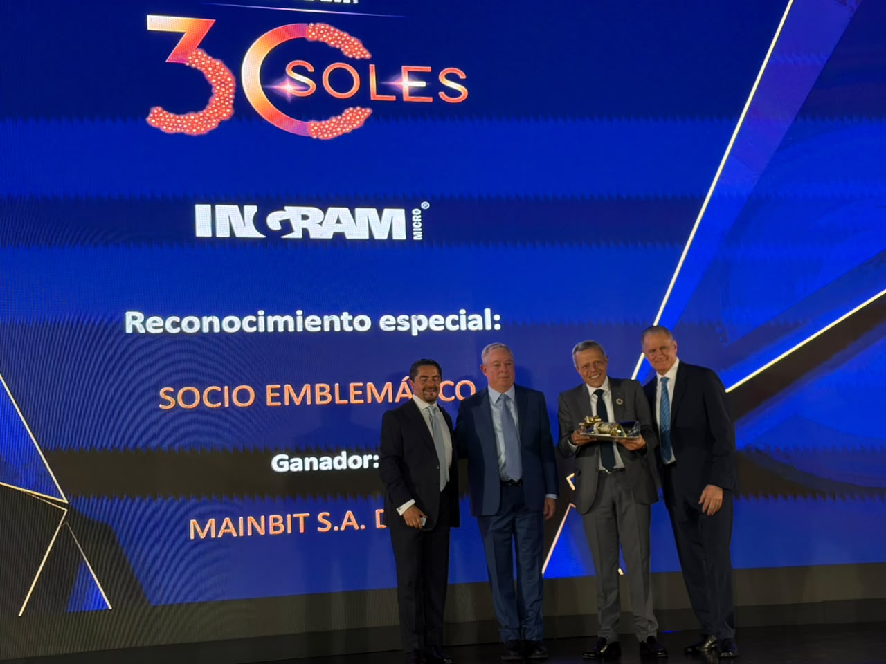 Mainbit destaca entre los grandes reconocidos por Ingram Micro en la edición de los 30 Soles