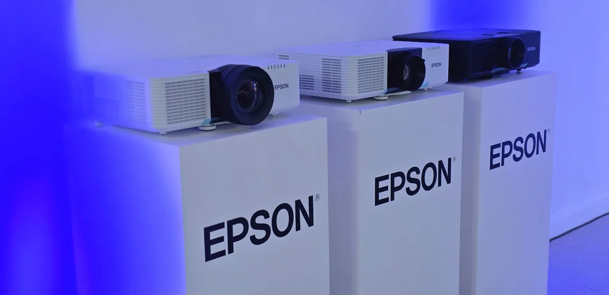Epson renueva su línea de videoproyectores láser Power Lite L con modelos más potentes, compactos y versátiles