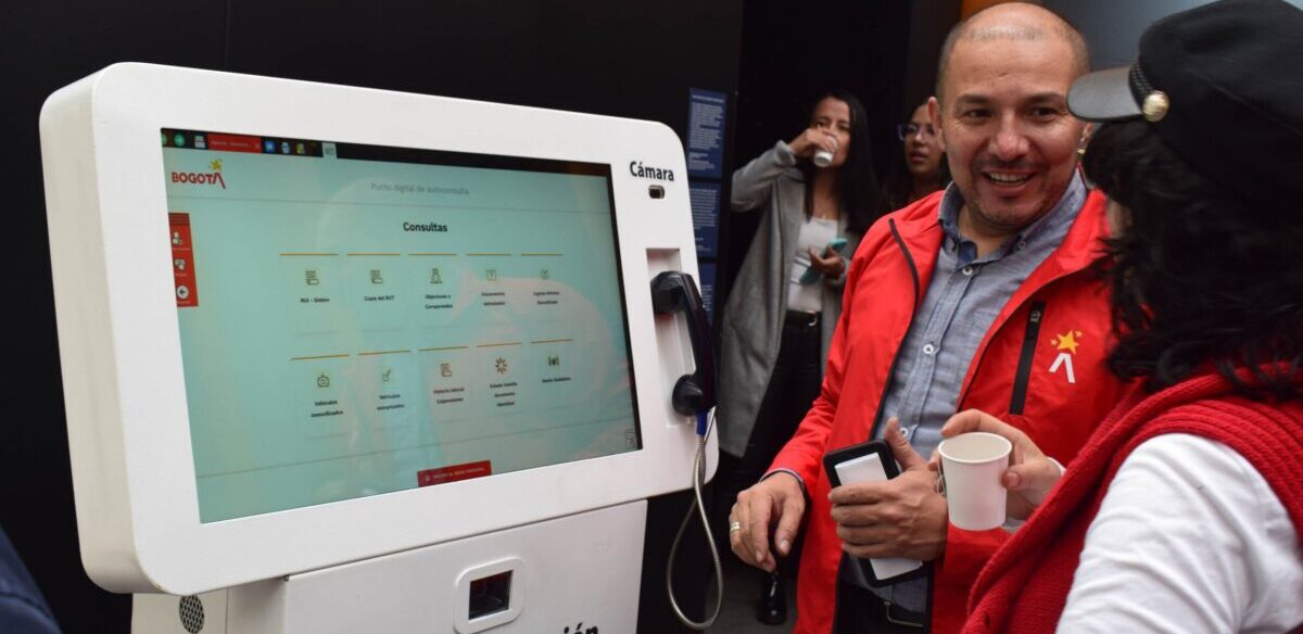 Alex, el agente de inteligencia artificial de DIPDIG by Outsourcing, transforma la atención ciudadana de la Línea 195 de Bogotá